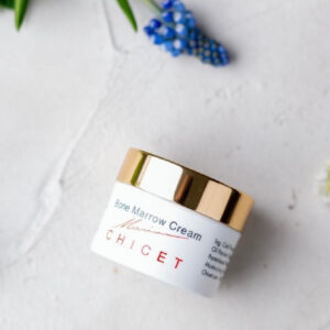 Read more about the article Perrey Reeves Uses Chicet Bone Marrow Cream